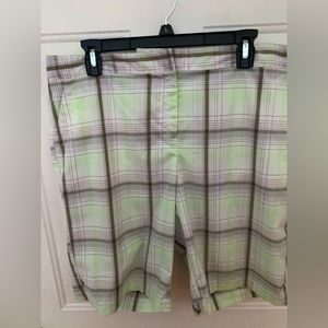 Izod Performx Shorts - Women's 12 - Athletic Striped White/brown/green W/pockets